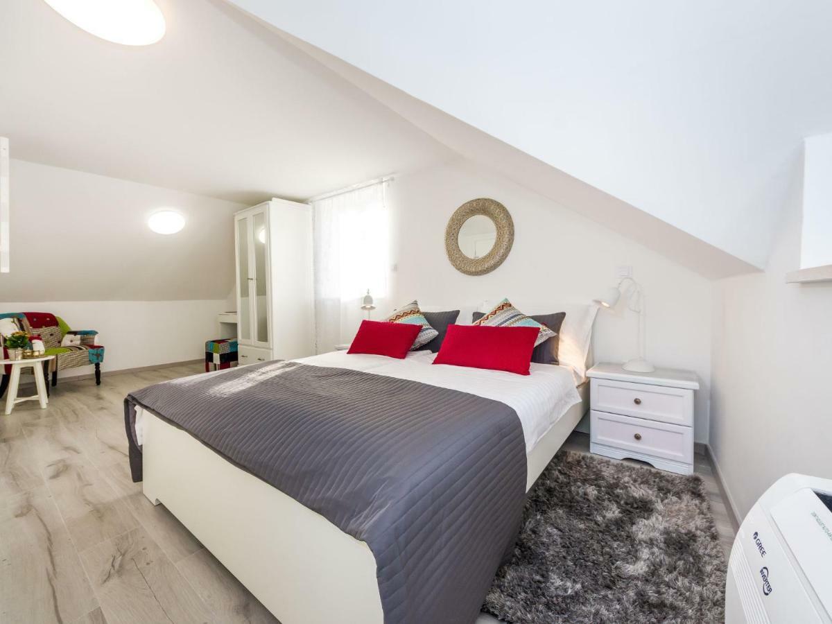 Navis Luxury Apartments Водице Екстер'єр фото